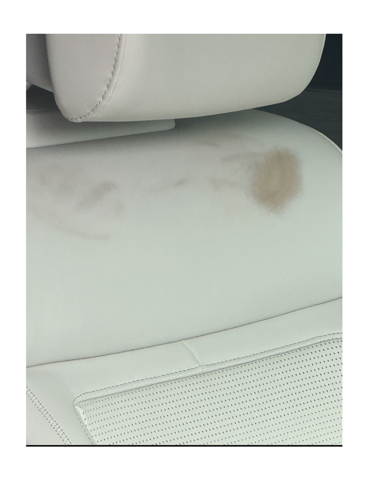 White_Car_seat_discolour